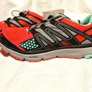 Salomon XR Mission NIB sz10 $50